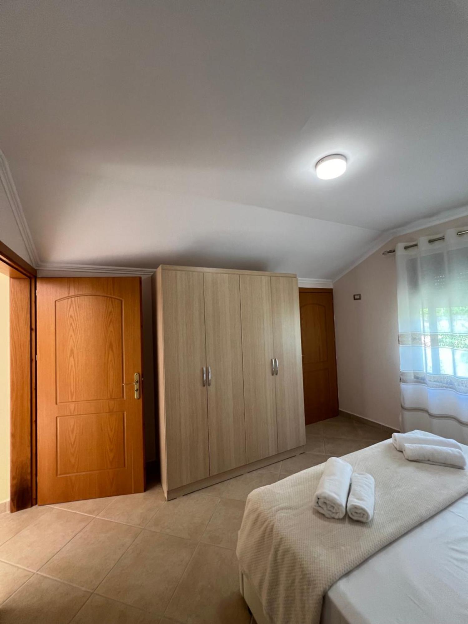 Flower Terrace Apartment Gjirokaster Exterior photo