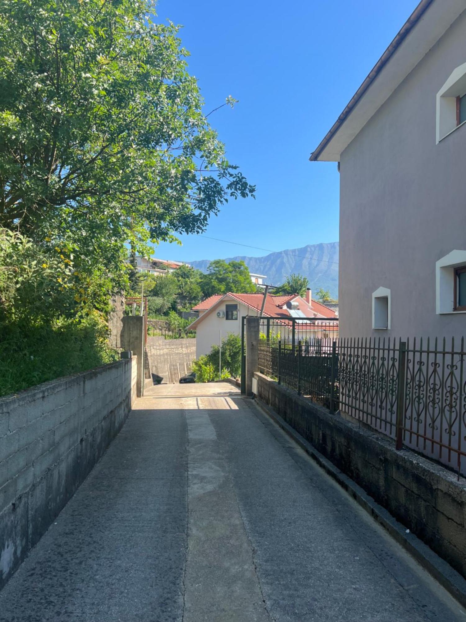Flower Terrace Apartment Gjirokaster Exterior photo